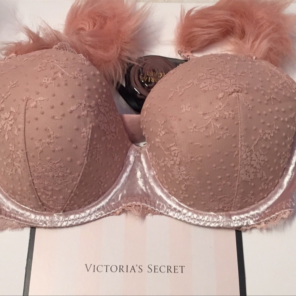 VS Pink furry strap lightly lined pink bra